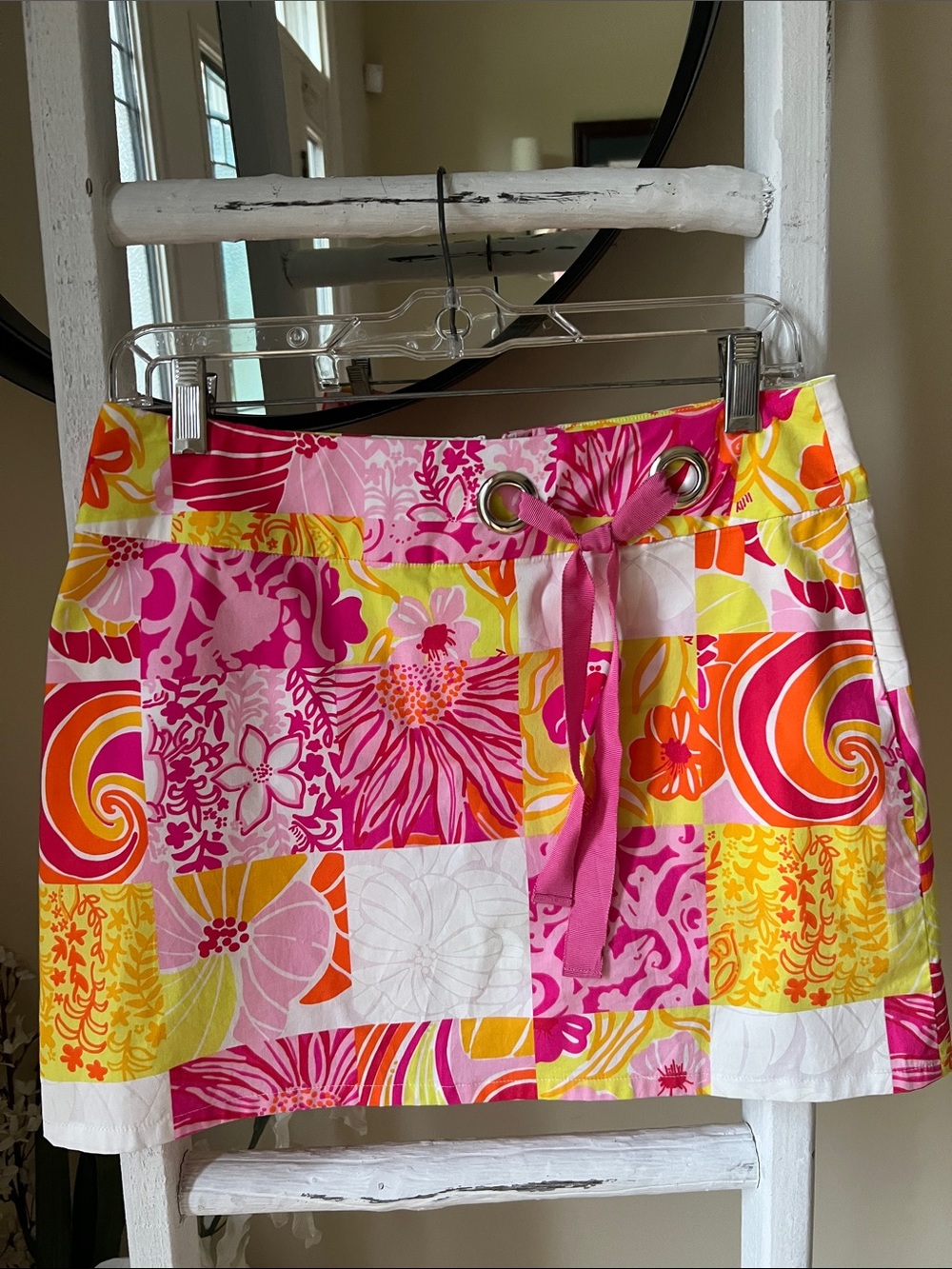 Lily Pulitzer Colorful Floral Skirt with Built in Shorts.  Size 4